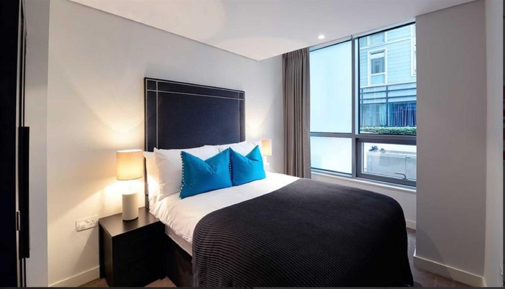 Property photo 3 of 6