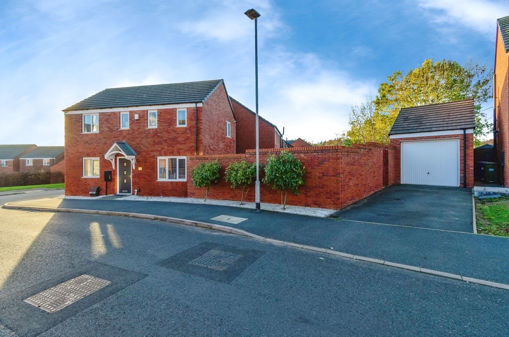 Property photo 1 of 17 Photo