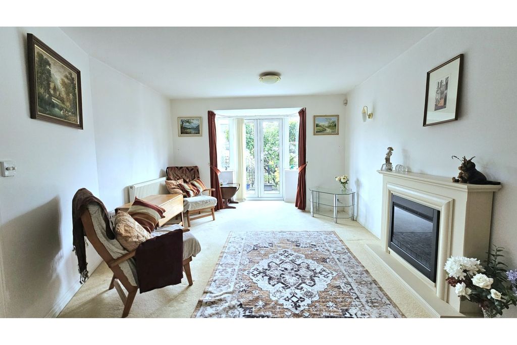 Property photo 3 of 29