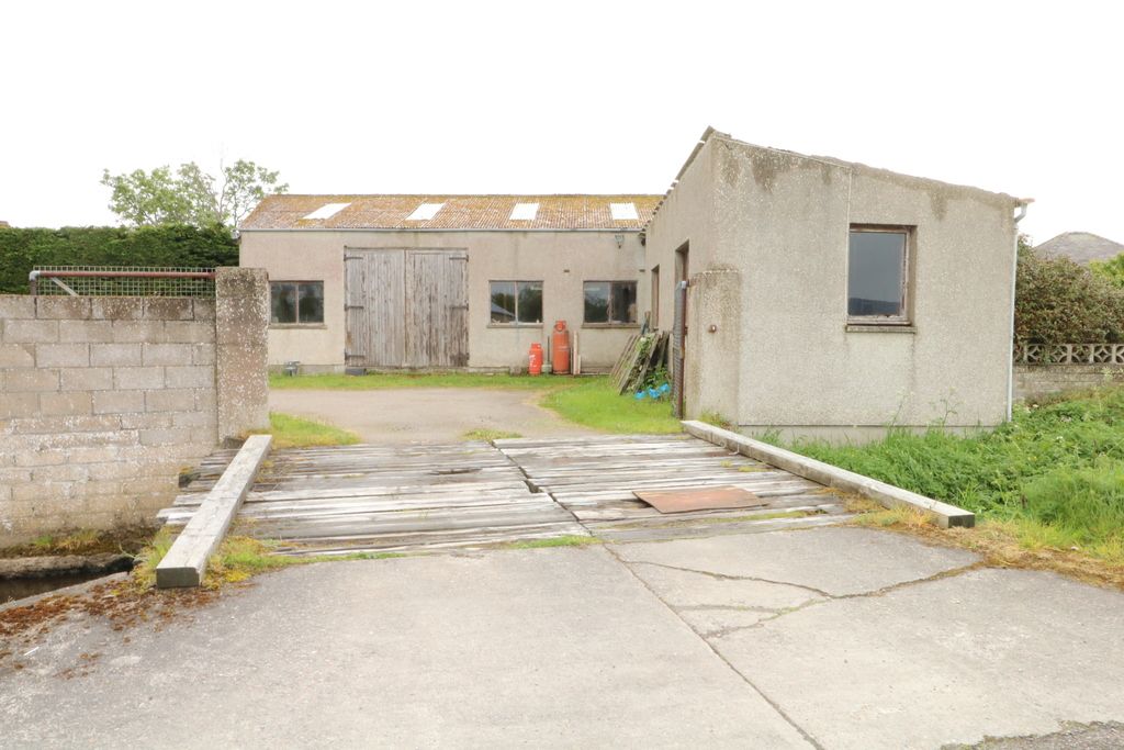 Property photo 1 of 14 Main Image