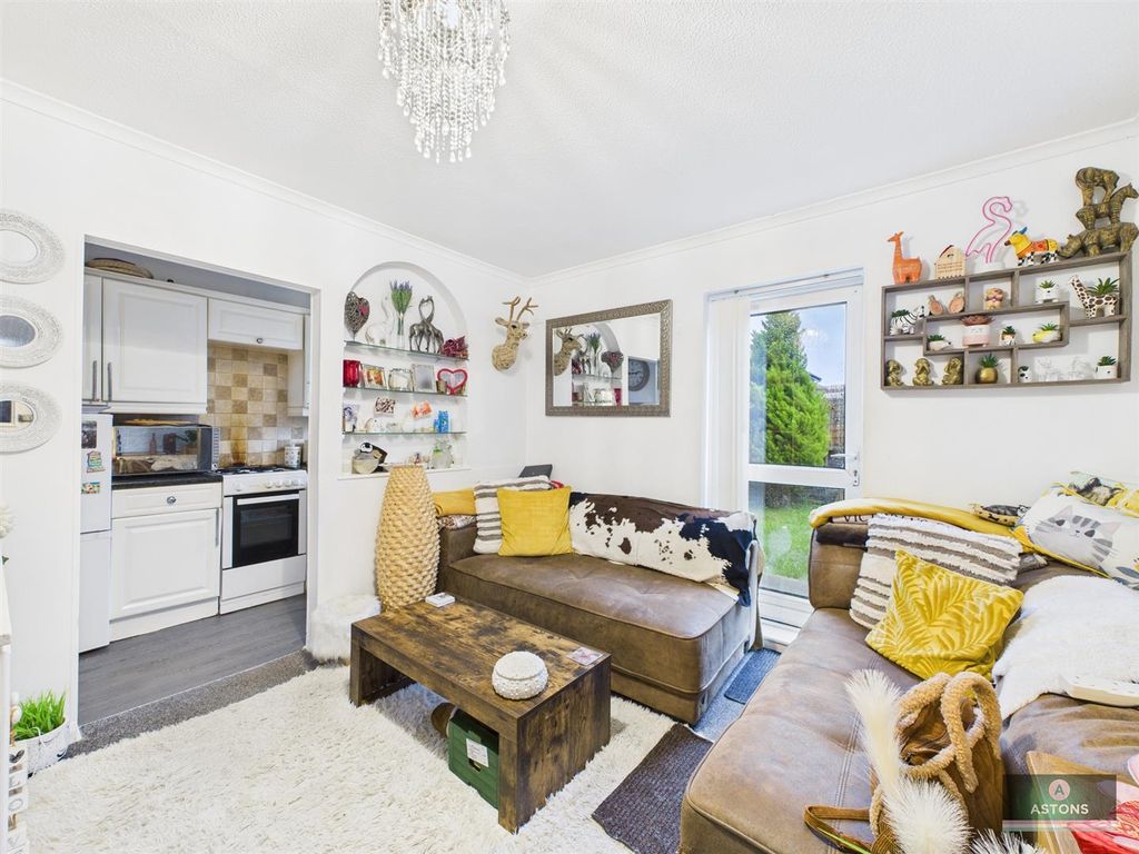 Property photo 3 of 9 Cam04622G0-Pr0152-Still001.Jpg