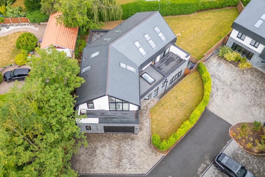 Property photo 1 of 25