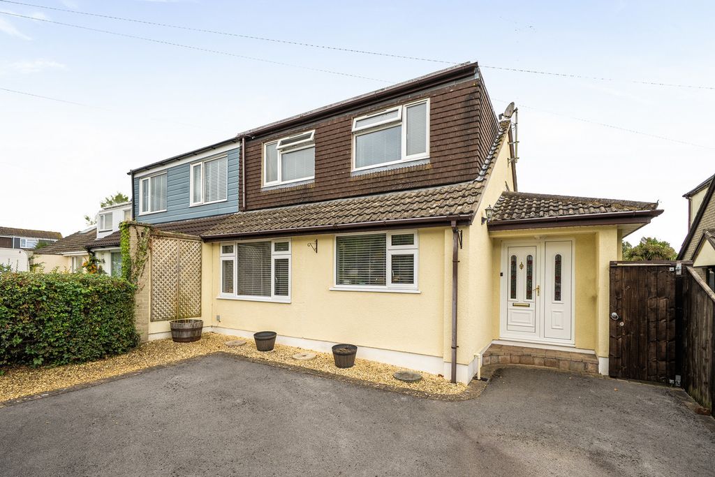 Property photo 1 of 29
