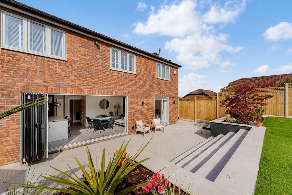 Additional image 74 of 4 bed property for saleBarnside Way, Tytherington, Macclesfield SK10