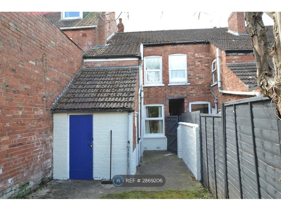 Property photo 3 of 11