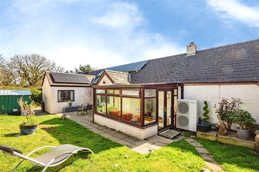 Property photo 2 of 29 Picture No. 23