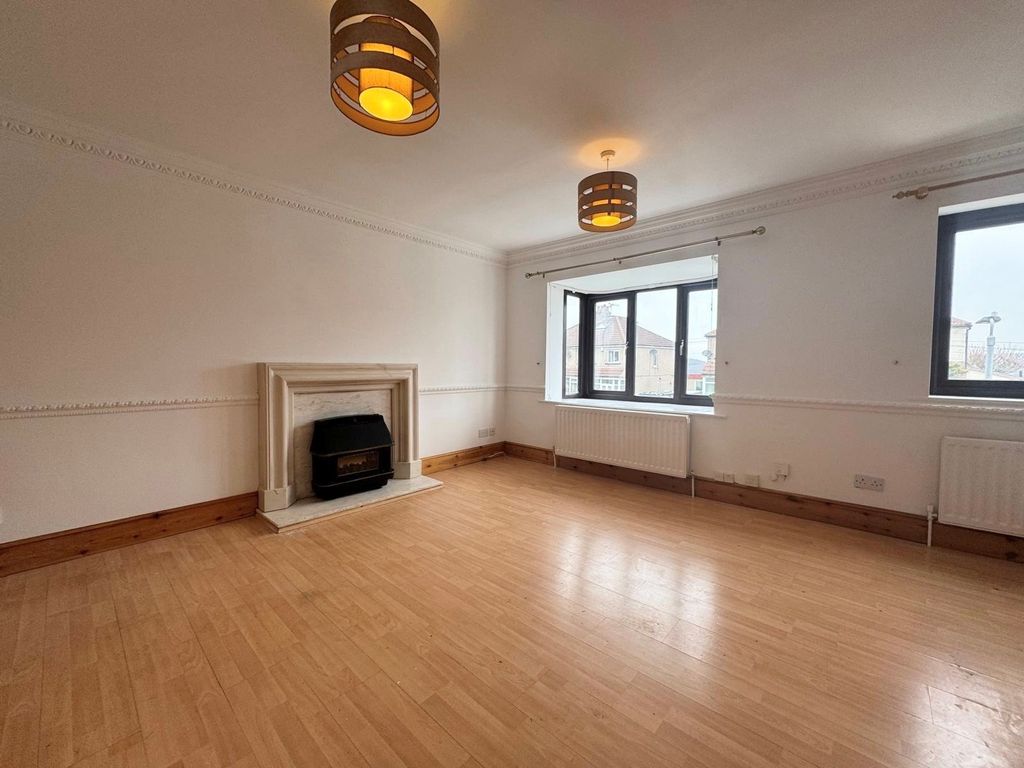 Property photo 2 of 14 Picture No. 08