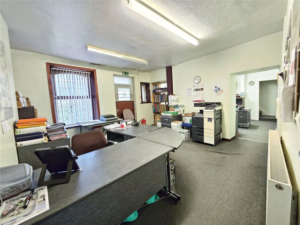 Property photo 3 of 14 Rear Office