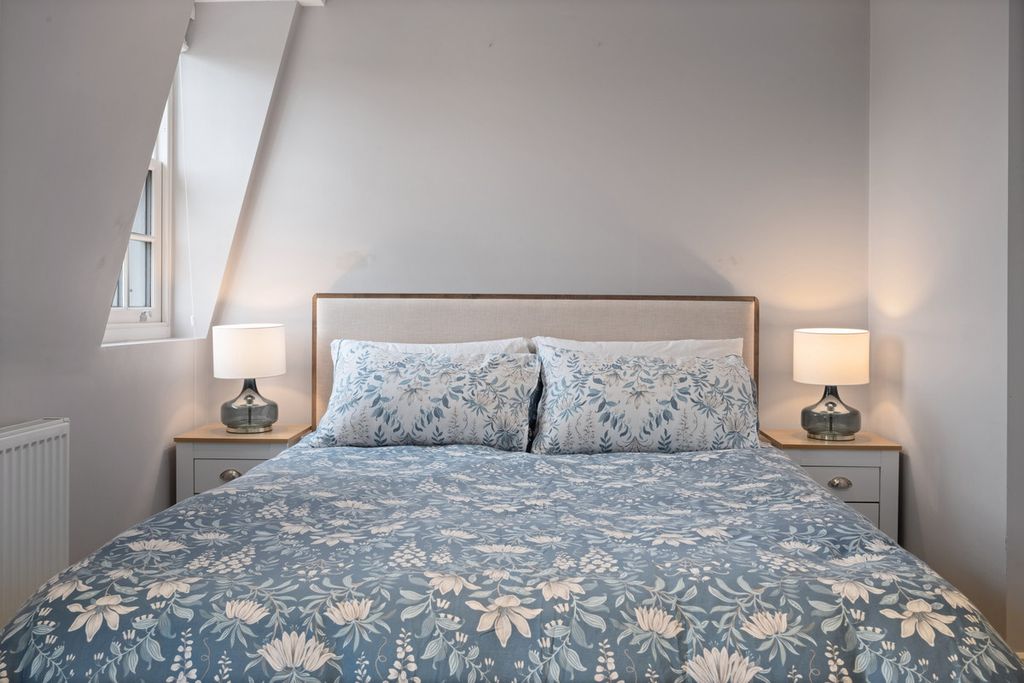Additional image 16 of 2 bed flat for saleCourtview House, East Molesey KT8