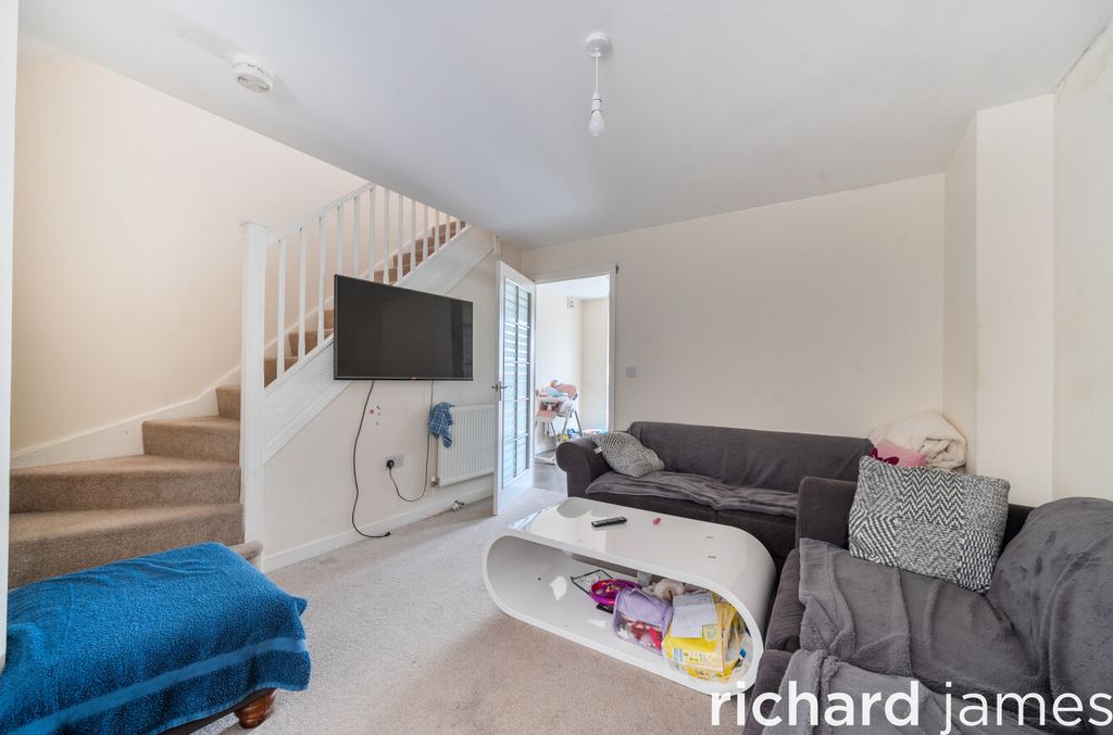 Property photo 2 of 12 68801862d2304680ba215328Bcffd214