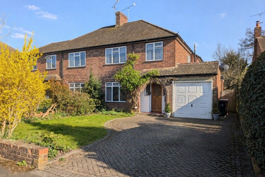 Property photo 1 of 11
