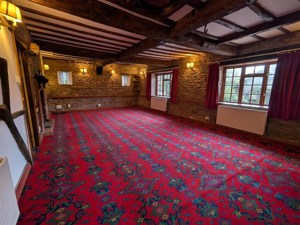 Property photo 2 of 16 Pxl_20251111_100724854.Jpg