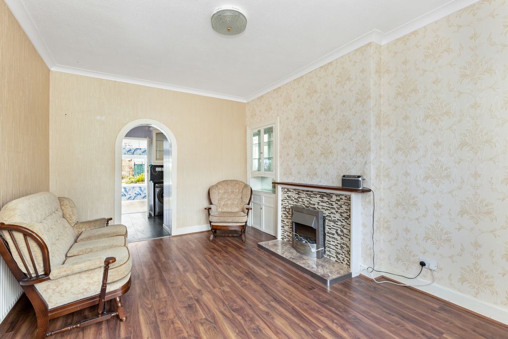 Property photo 3 of 19 Property Image 3