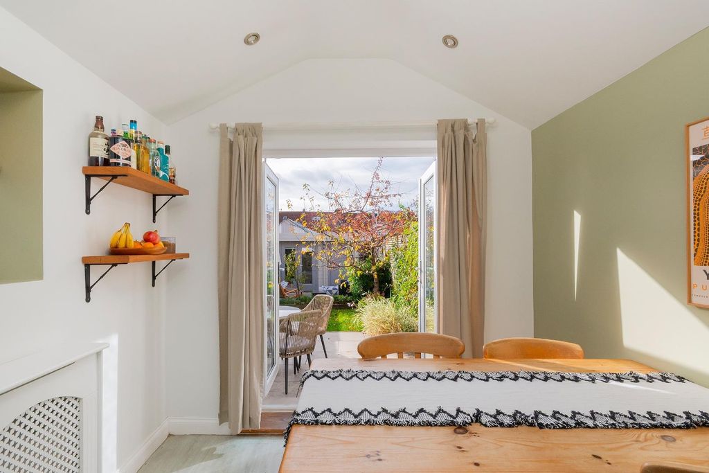 Property photo 3 of 33 3C9Rbn - Kitchen Diner H.Jpg