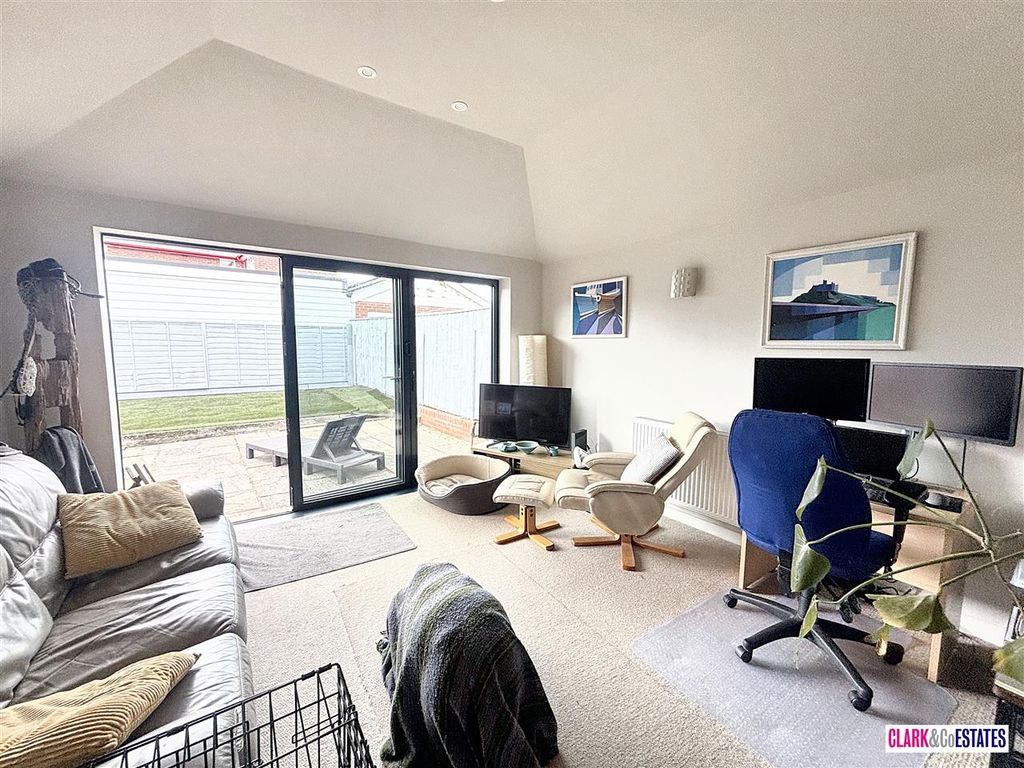 Property photo 3 of 12 Open Plan Kitchen/Dining