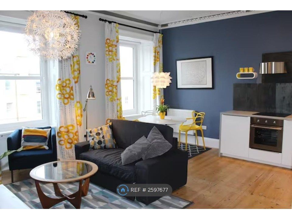 Property photo 3 of 18 Open Plan Living Room