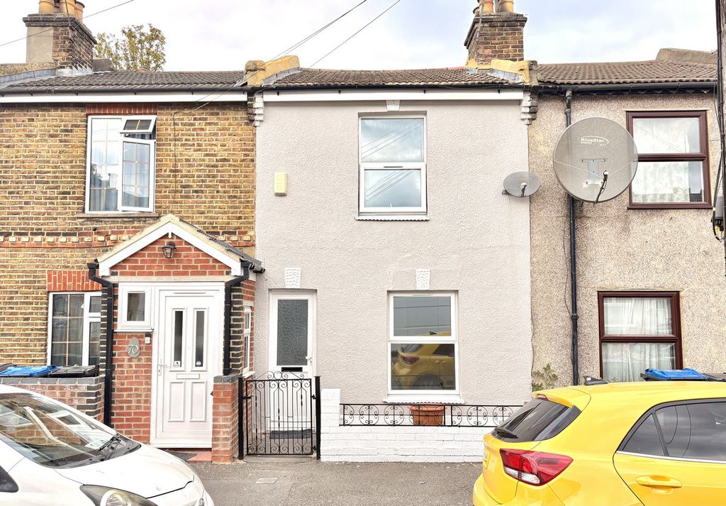 Property photo 1 of 11