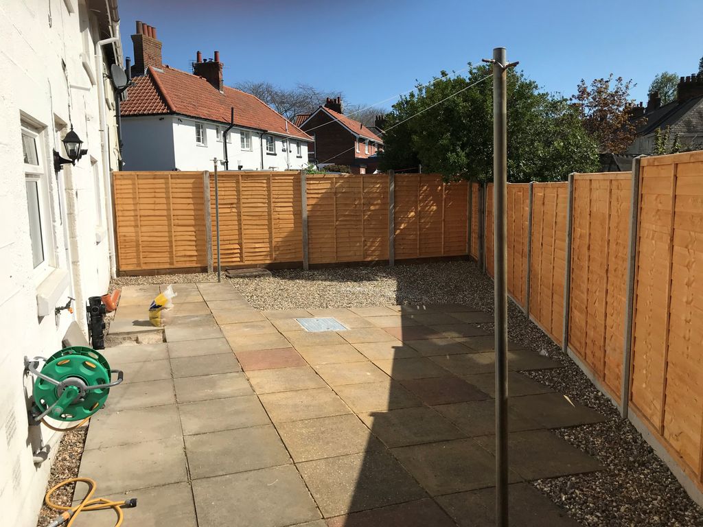 Property photo 3 of 4 Garden