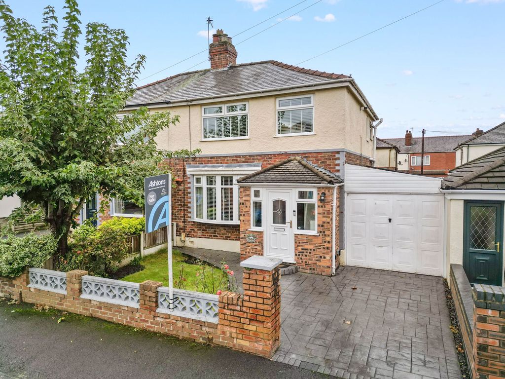 Property photo 1 of 18