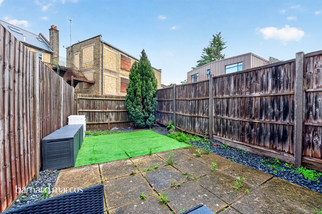 Studio for saleManorgate Road, Kingston Upon Thames KT2 photo 4