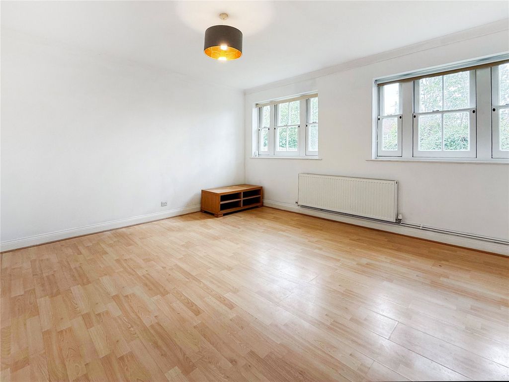 Property photo 3 of 10 Picture No. 09