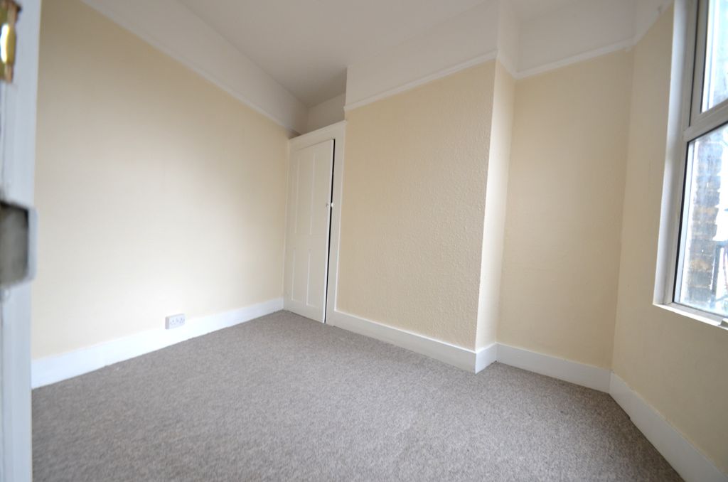 Property photo 3 of 5 13A Bedrrom 1