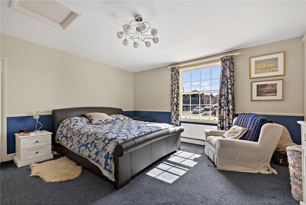 Additional image 13 of 7 bed semi-detached house for saleBridge Street, Hungerford, Berkshire RG17