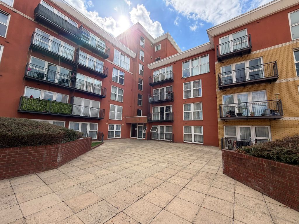 Property photo 1 of 16