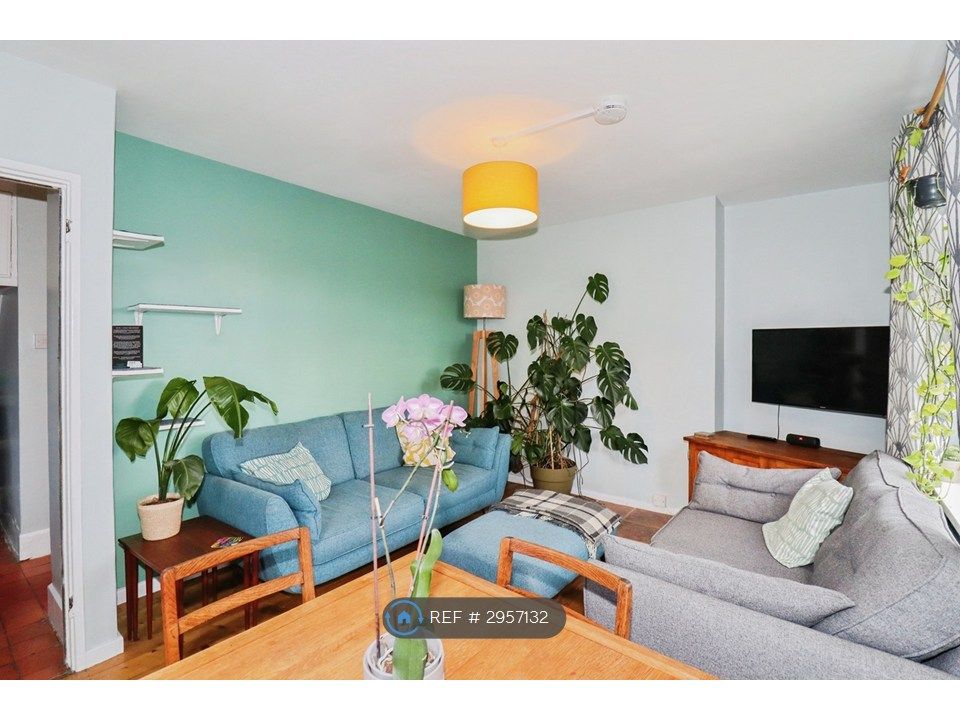 Property photo 3 of 23