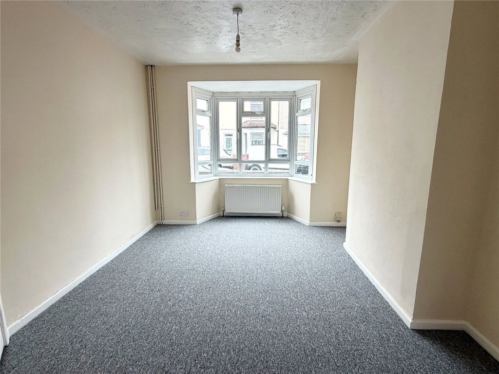 Property photo 2 of 9 Picture No. 06