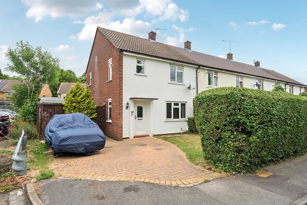Property photo 1 of 12