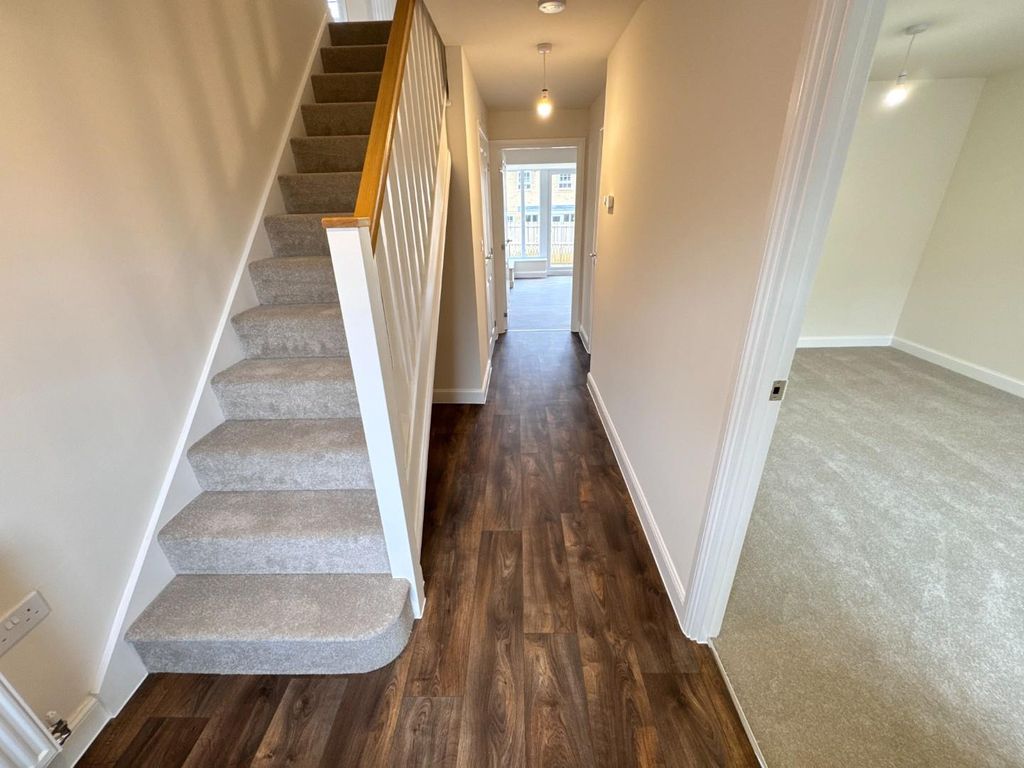 Property photo 2 of 30 Hall