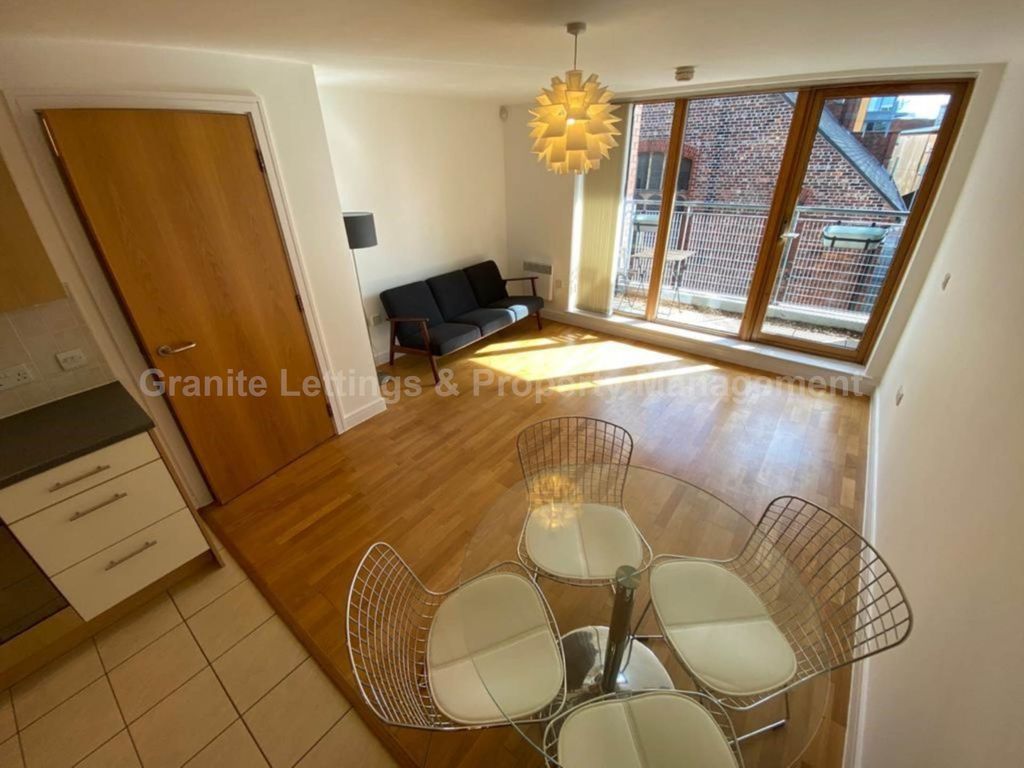 Property photo 2 of 11