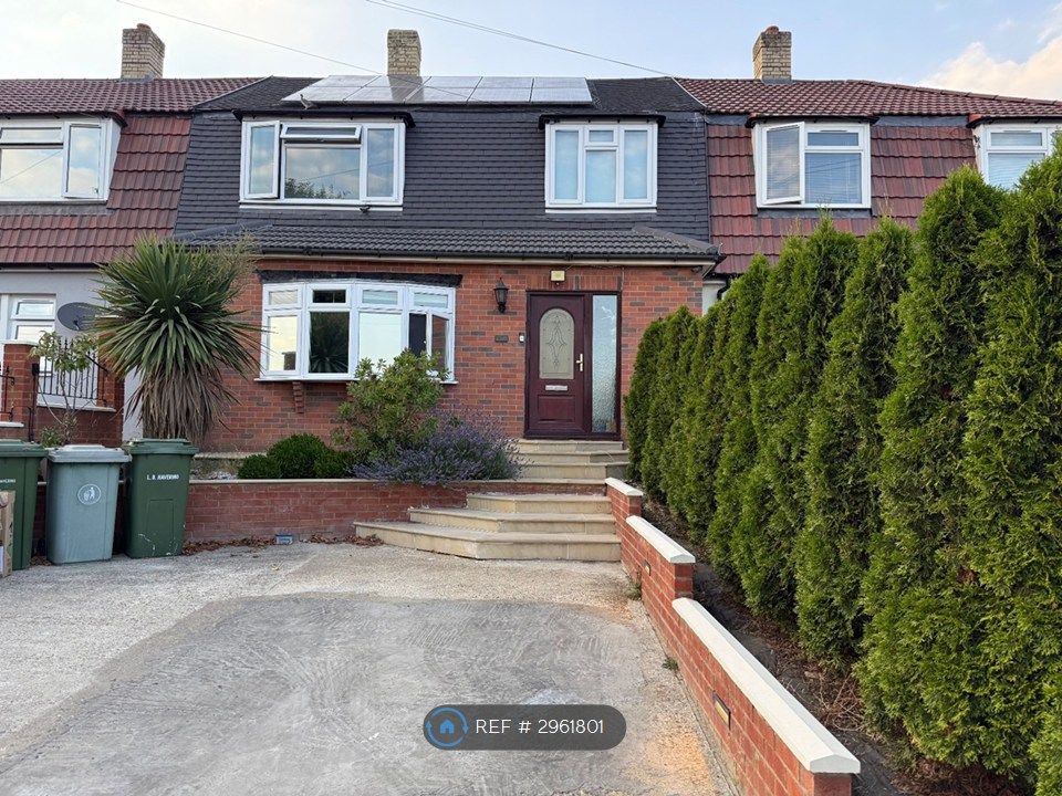 Property photo 1 of 32