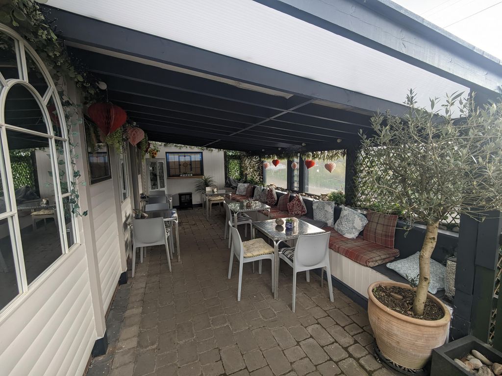 Property photo 2 of 5