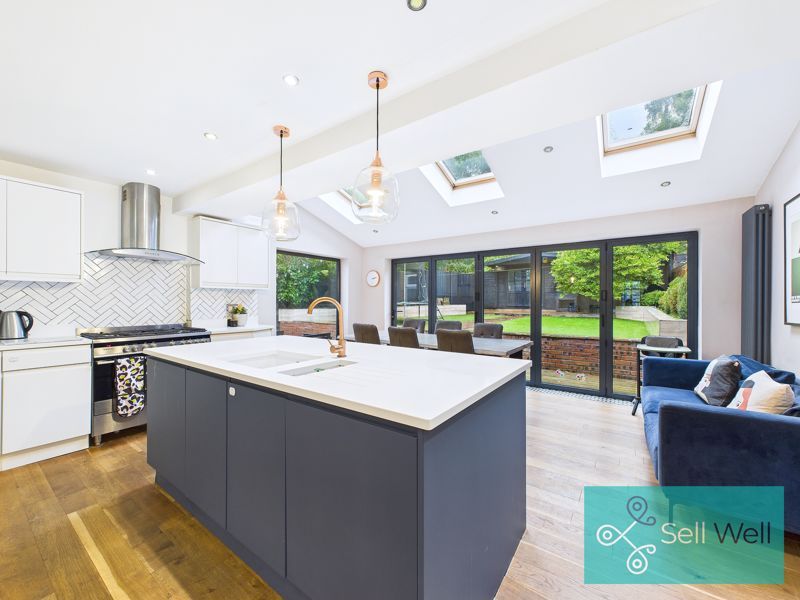 Property photo 2 of 37 Kitchen/Diner