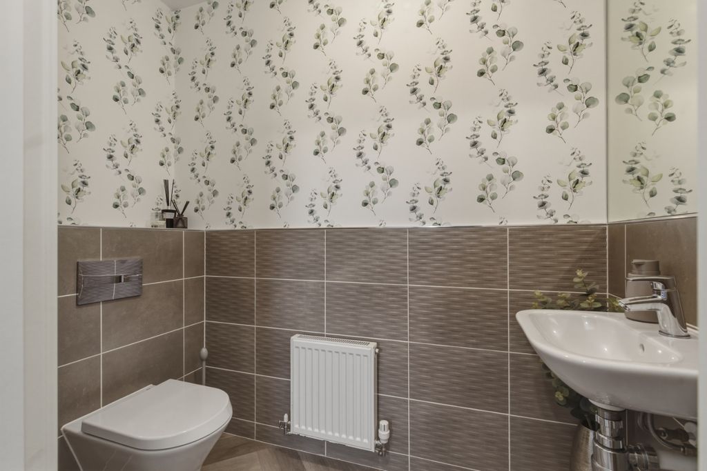 Additional image 15 of 5 bed detached house for saleWest Kip Walk, Livingston, West Lothian EH54