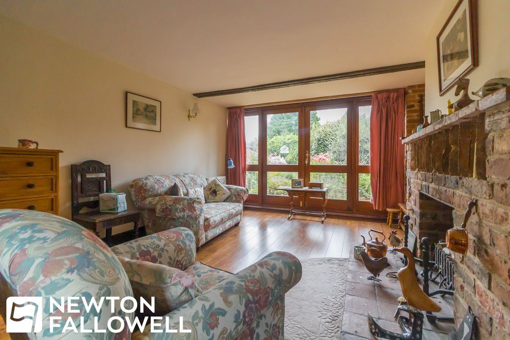 Property photo 2 of 15
