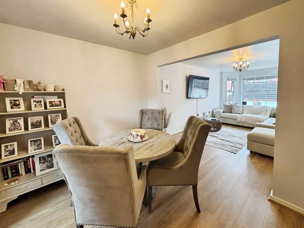 Property photo 3 of 12 Picture No. 19