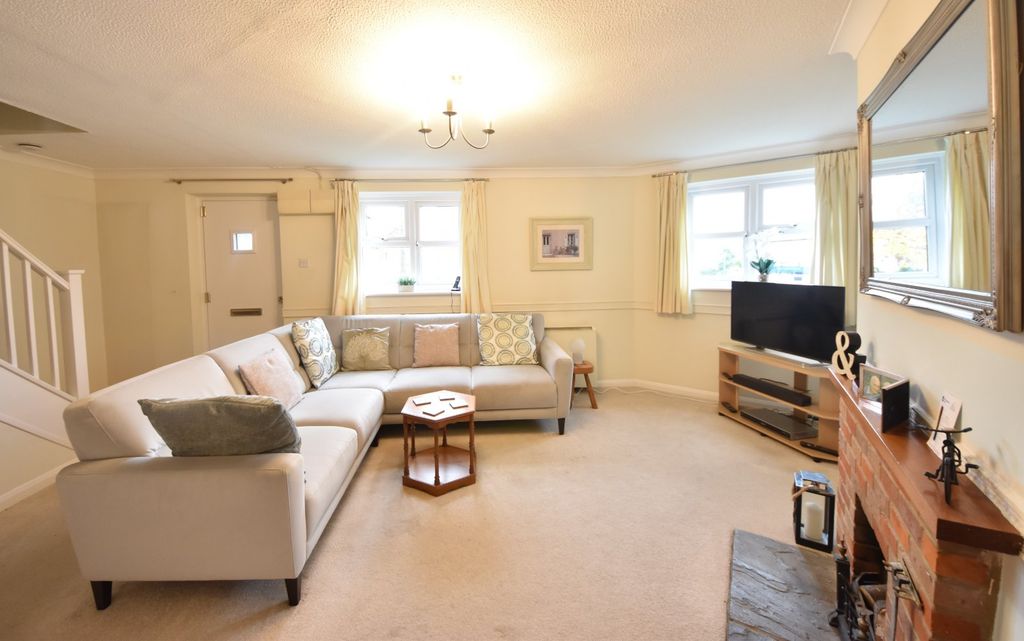 Property photo 3 of 12 Living Room