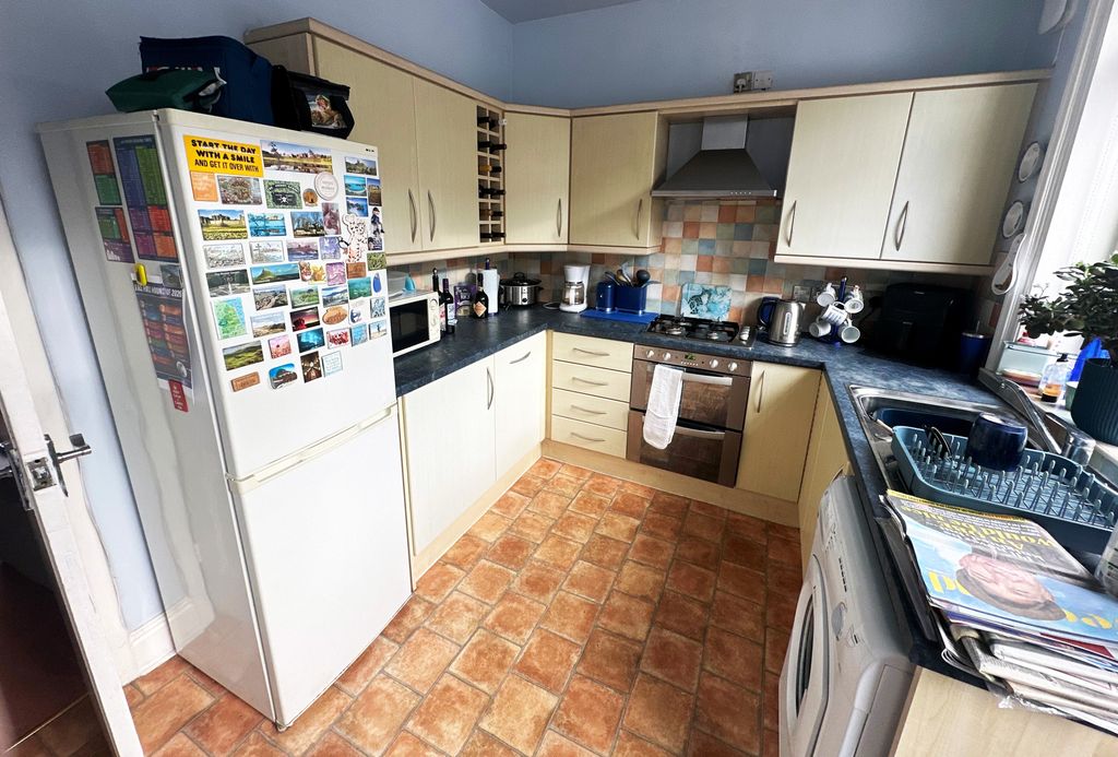 Property photo 3 of 14