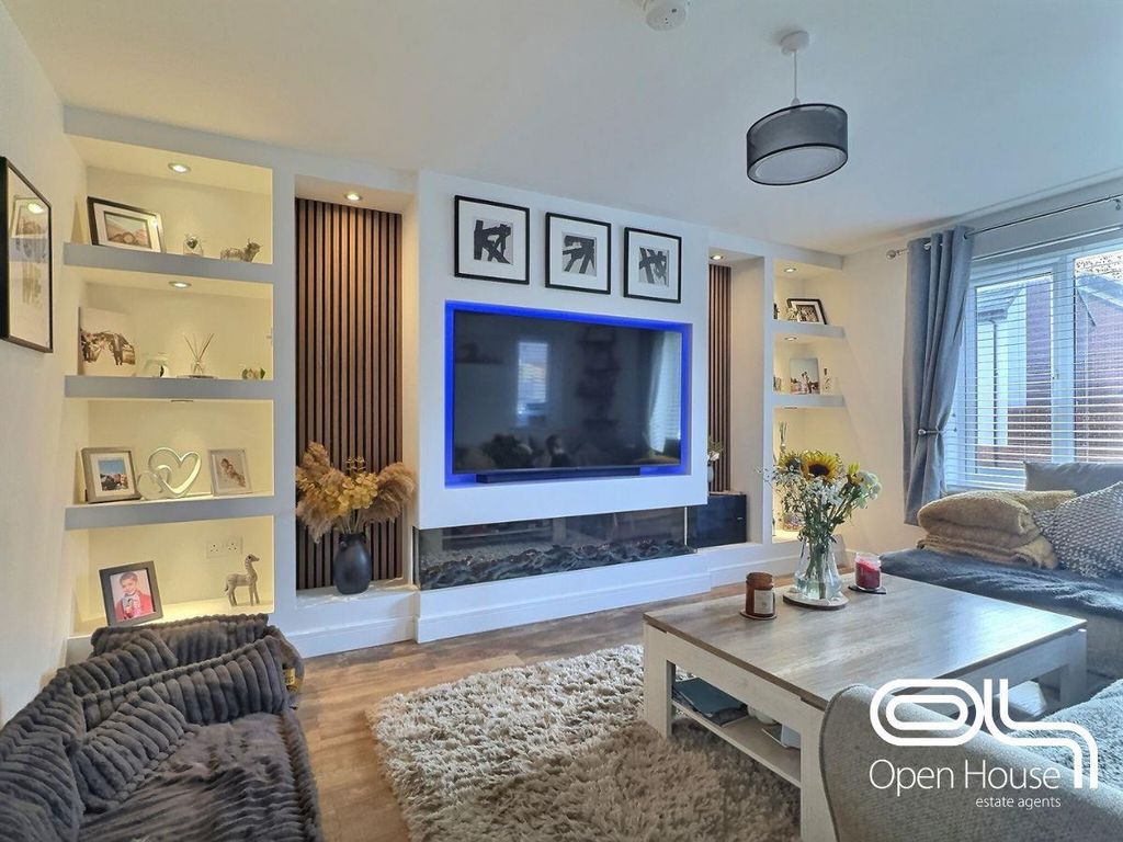 Property photo 3 of 21 Untitled Design (36).Jpg