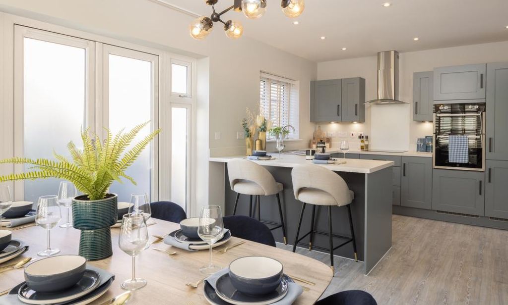 Property photo 2 of 8 Dandara - Zoopla -