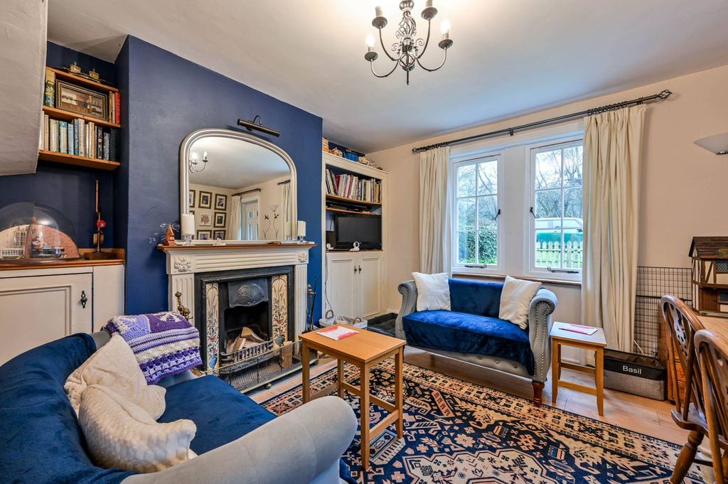 Property photo 3 of 21