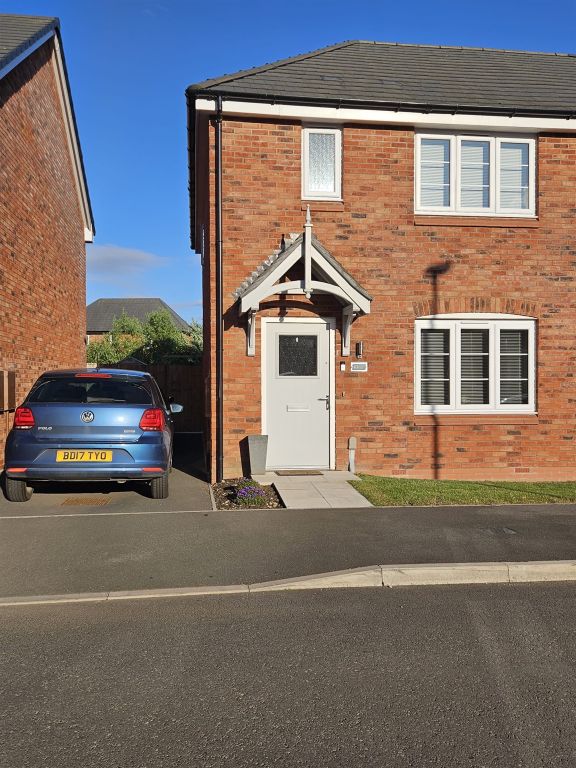 Property photo 2 of 34