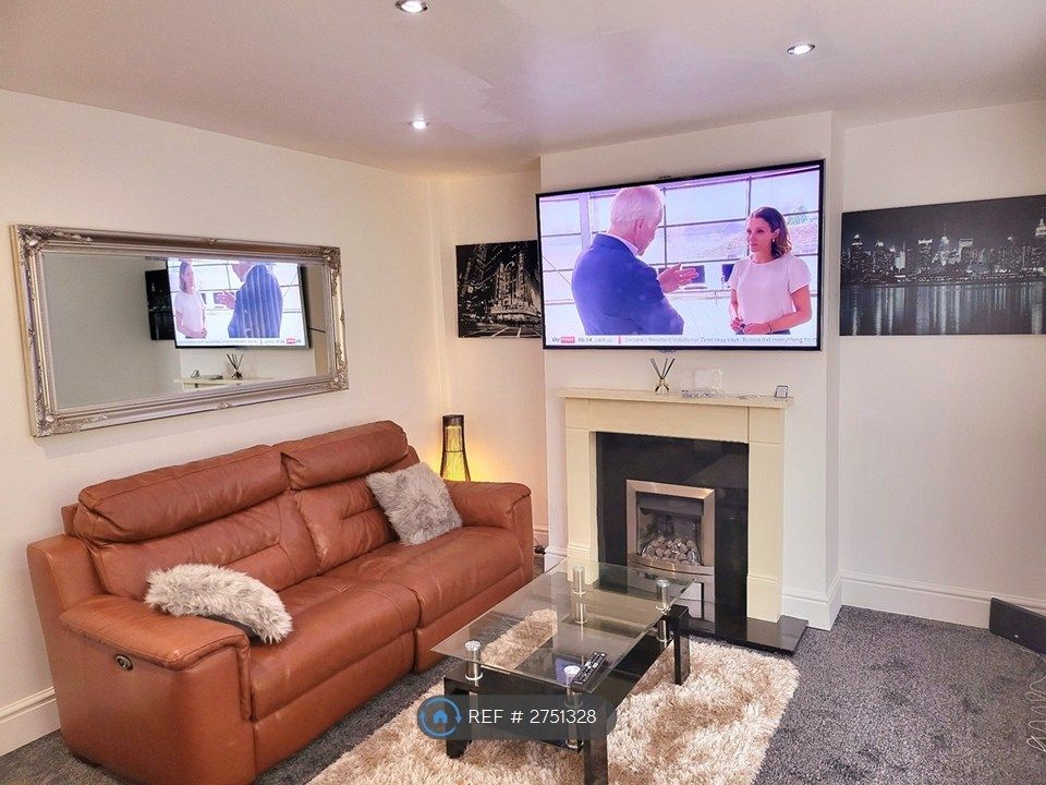 Property photo 3 of 23