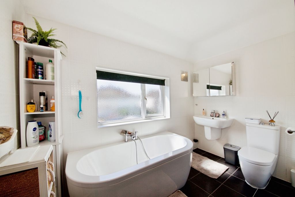 Property photo 3 of 15 Pbox-Img.Jpg