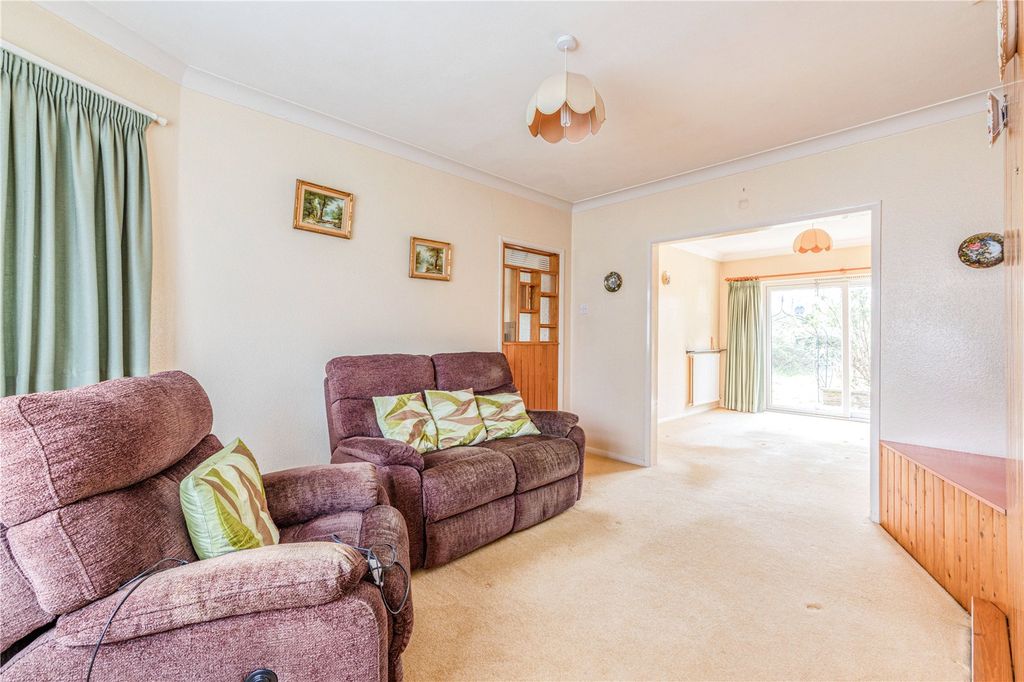 Property photo 3 of 21 Picture No. 19