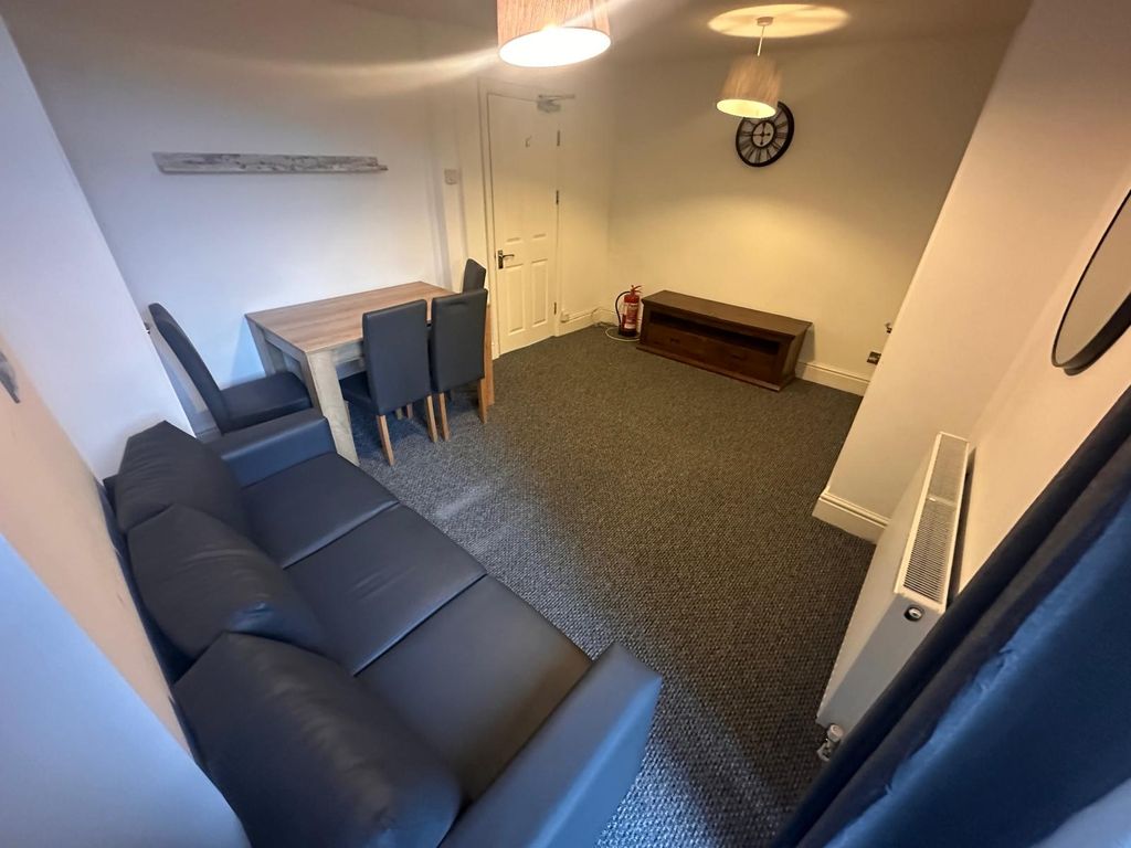 Property photo 3 of 9 Whatsapp Image 2025-11-04 At 14.18.42_93F12699