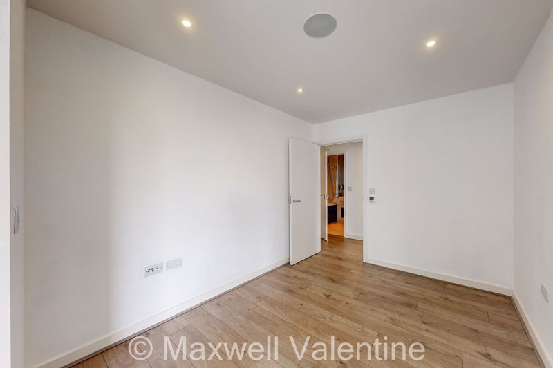 Additional image 17 of 3 bed flat for saleSaffron Central Square, Croydon CR0